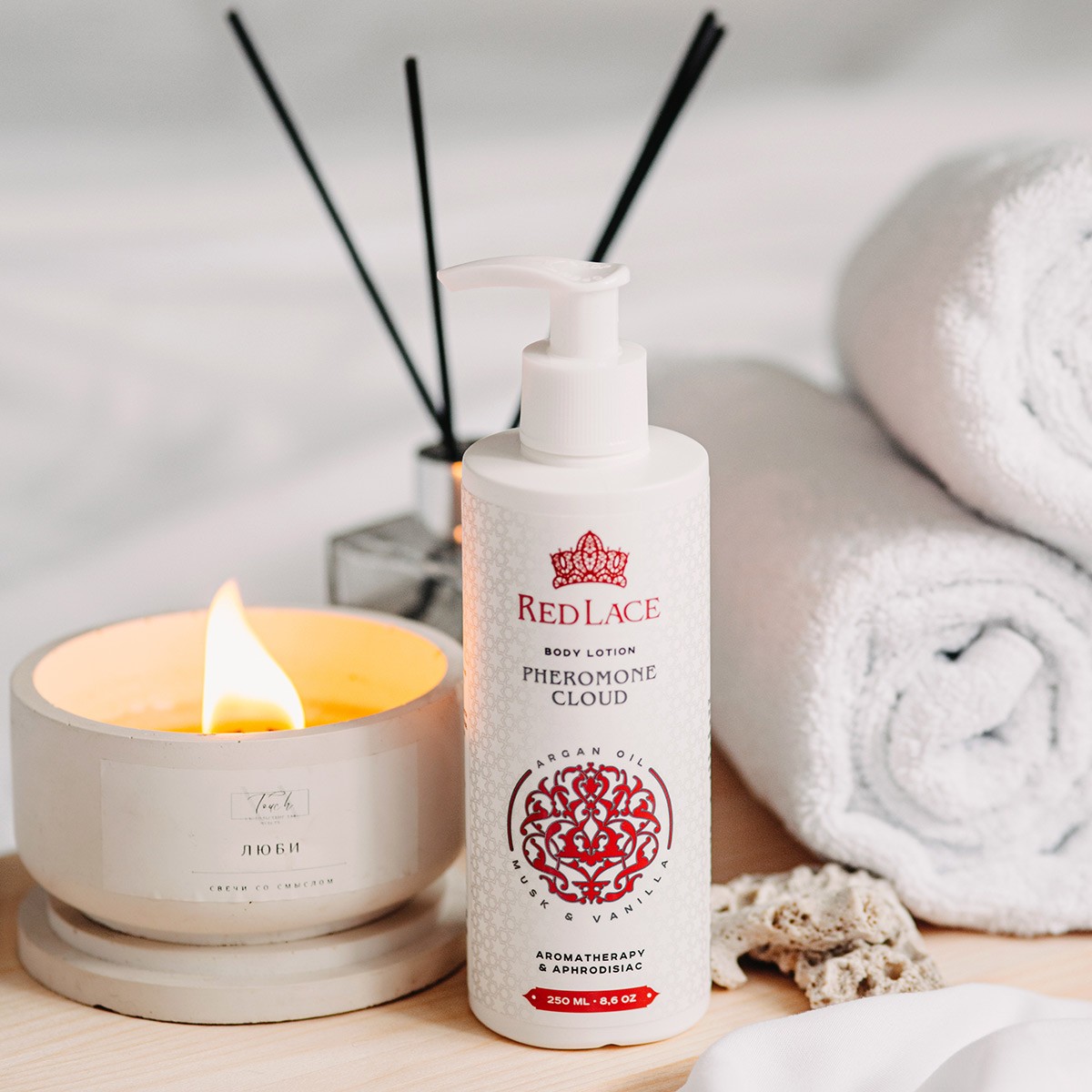 Red Lace Pheromone Cloud лосьон для тела с феромонами, 250 мл.